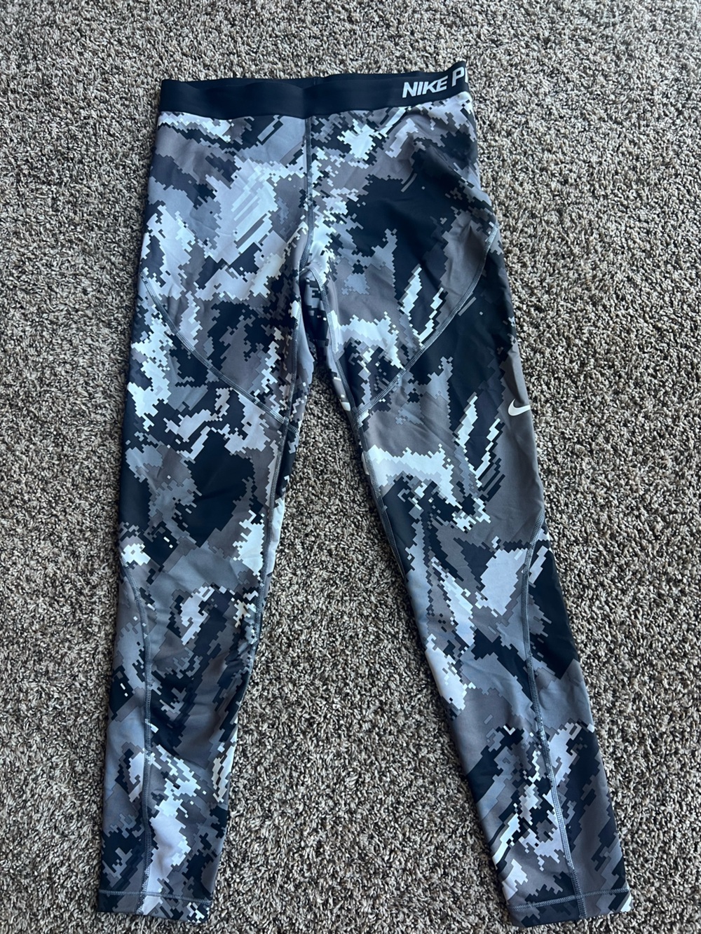 Nike Pro Hyperwarm Camo Full Length Leggings XL
